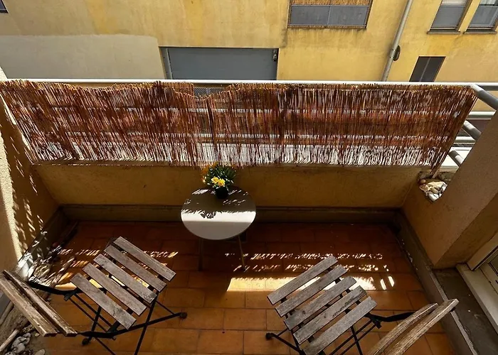 Chez Francesco, Artist\'S Apartment
